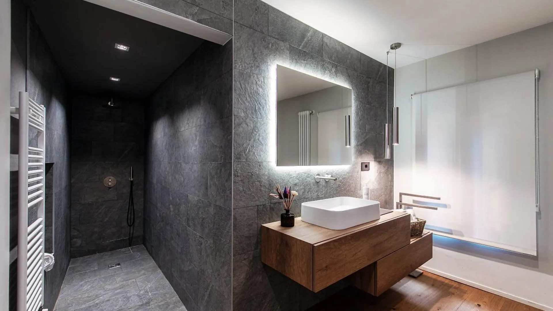 Apartment Hidden Lodge - By Myhomeincomo Italy